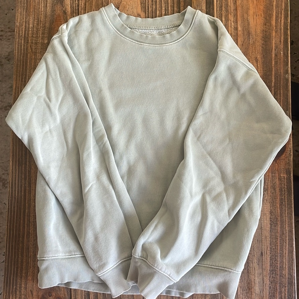 Aritzia cozy af crewneck sweatshirt